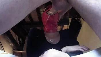 Redare Laura pe tocuri model 2021 muie si deepthroat pe o canapea