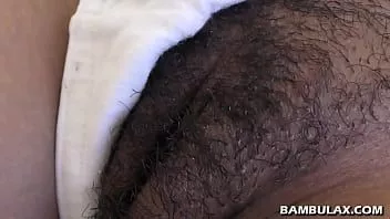 play مهبل أسود مشعر جميل مليء بالكريم الساخن