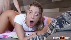 play Hardcore POV Spaß mit Petite Teenie Jodie Johnson und Ashley Alexander