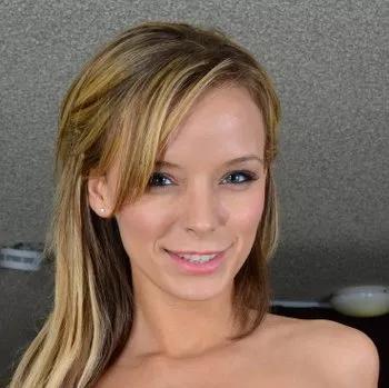 Porno Yıldızı Pristine Edge